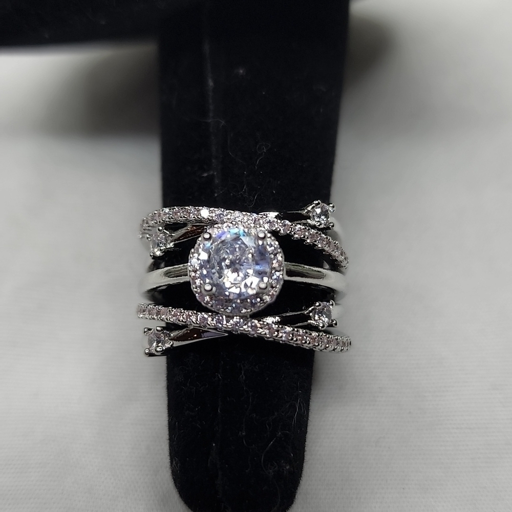 INFINITY DIAMOND RING🎄 - Picture 11 of 11